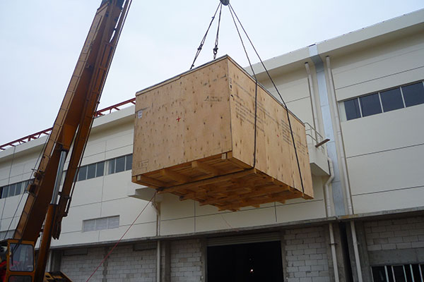 設備吊裝上樓 設備吊裝上樓